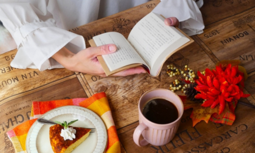 ホルモンも心も不安定な秋。40代からの「メンタルケア」の新常識